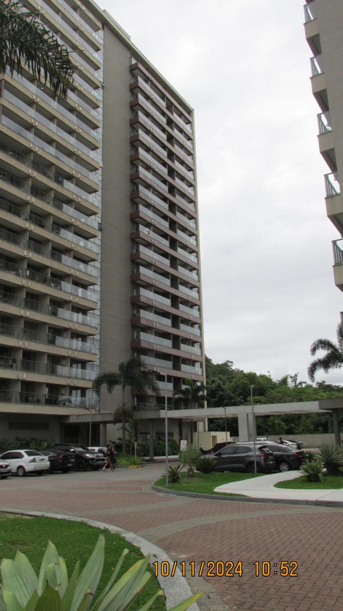 Apartamento Solteiros Ou Casal Na Barra Olimpica